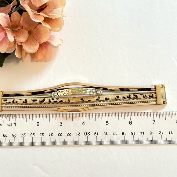 Leopard Faux Fur Hammered Gold Wrap Bracelet - Picture 6 of 6